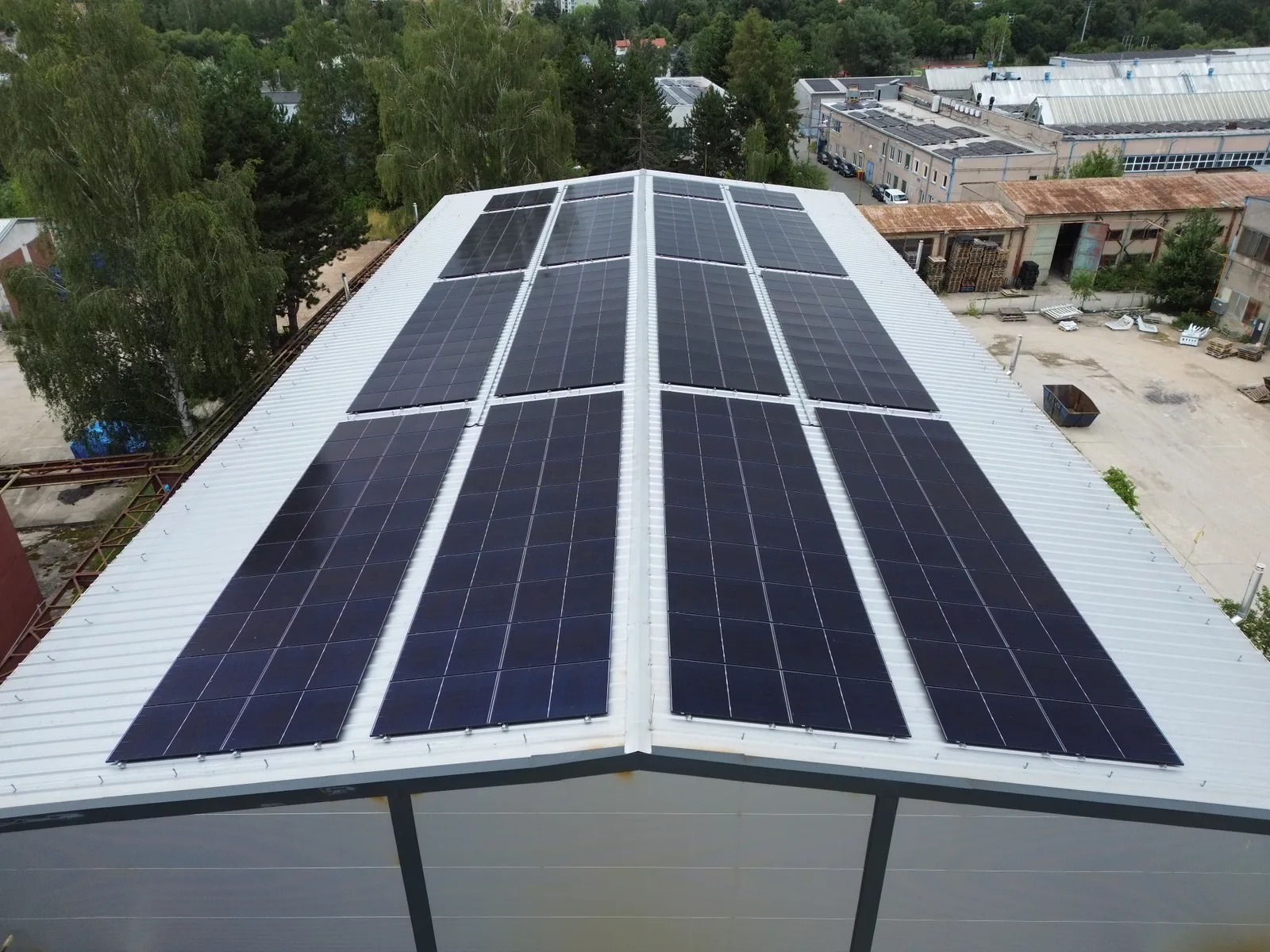 Fotovoltická elektráreň na priemyselnej hale